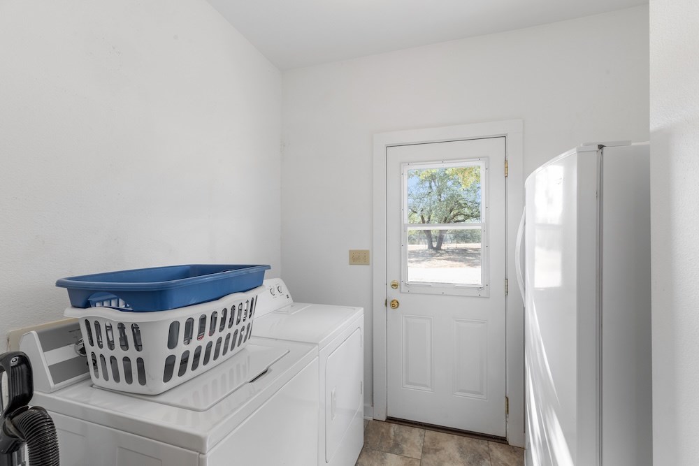 2747 Lower Crabapple Road Fredericksburg, TX 78624 - Photo 27 of 46