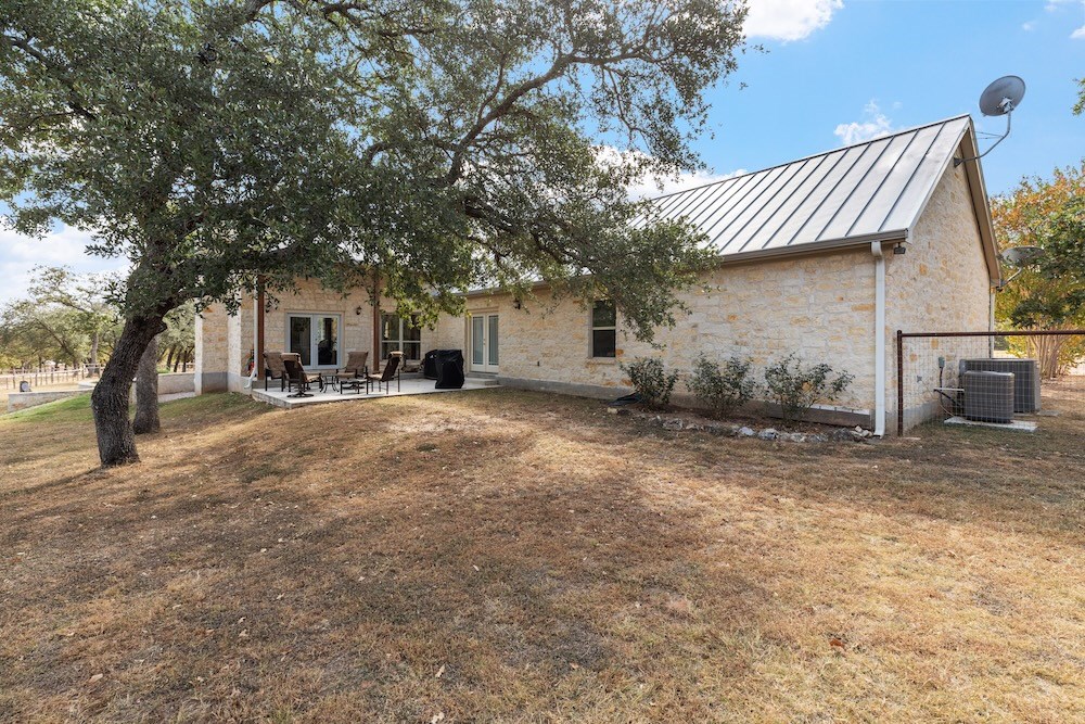 2747 Lower Crabapple Road Fredericksburg, TX 78624 - Photo 28 of 46