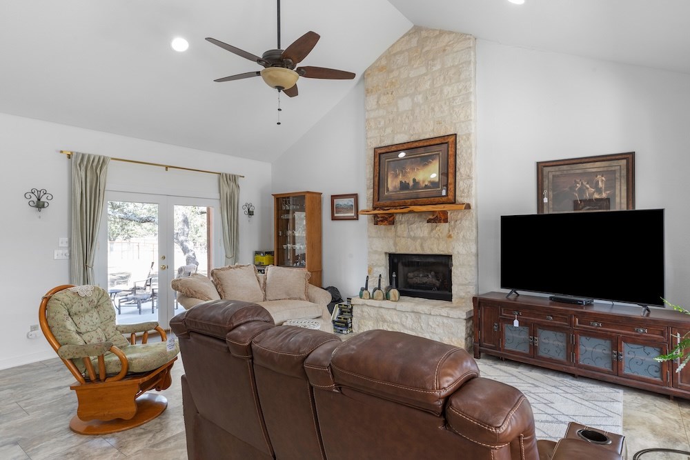 2747 Lower Crabapple Road Fredericksburg, TX 78624 - Photo 8 of 46