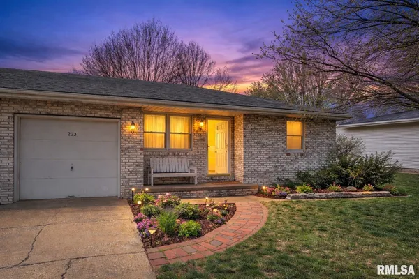 $142,500 | 223 North Louise Street, Chillicothe, IL 61523