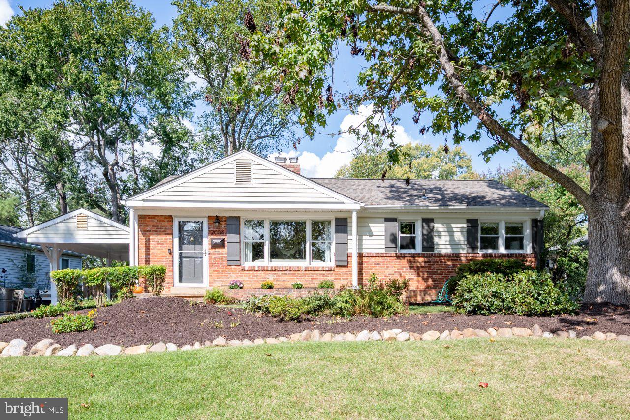 2004 Shenandoah Road Alexandria, VA 22308 - Photo 1 of 50 Welcome to 2004 Shenandoah Road!