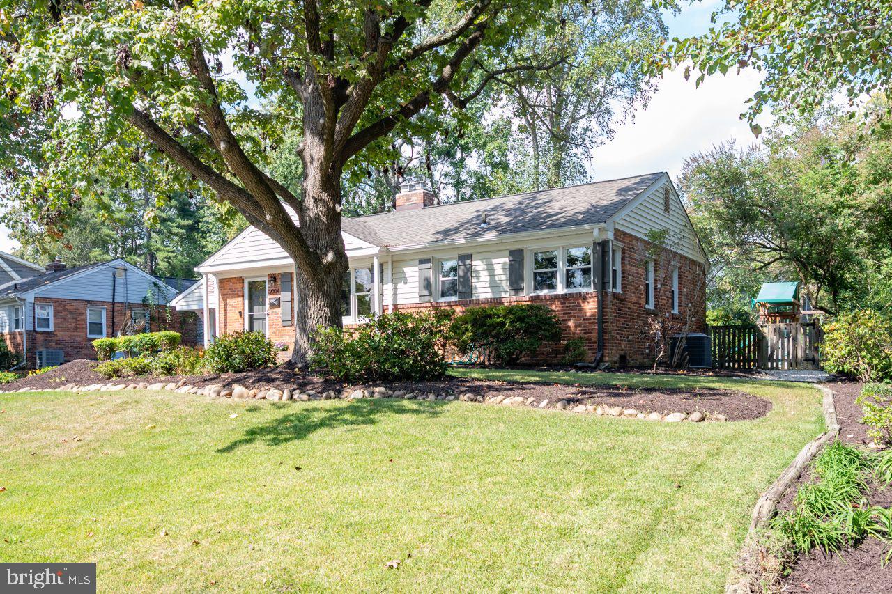 2004 Shenandoah Road Alexandria, VA 22308 - Photo 43 of 50