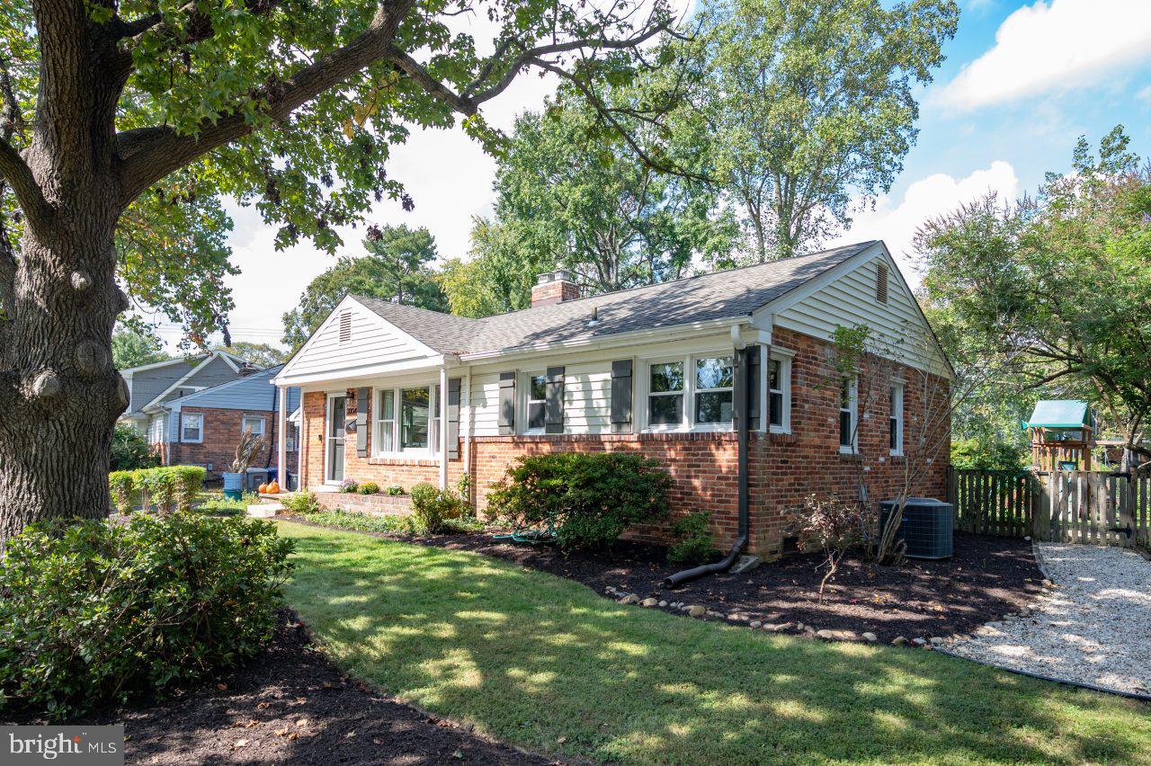 2004 Shenandoah Road Alexandria, VA 22308 - Photo 44 of 50 Welcome home!