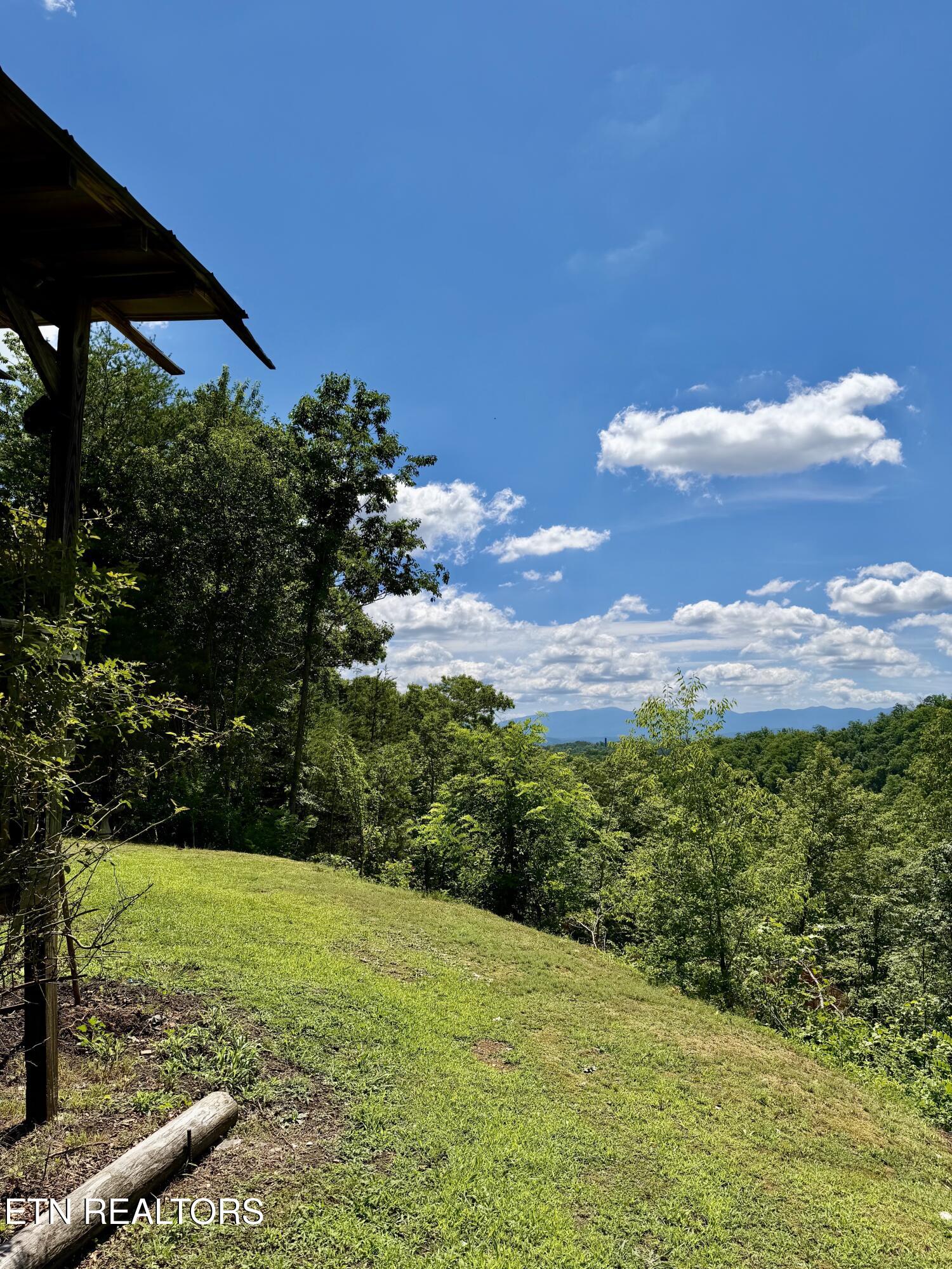 1798 Seagle Hollow Road Sevierville, TN 37876 - Photo 13 of 25 1-13