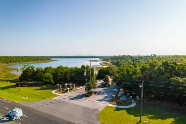 $150,000 | 154 Lake Merial Boulevard, Southport, FL 32409
