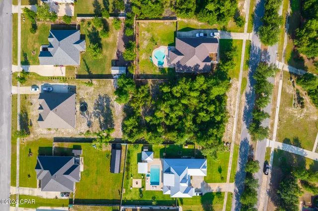 $150,000 | 154 Lake Merial Boulevard, Southport, FL 32409