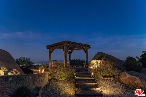 $3,495,000 | 7336 Studio Road, West Hills, CA 91304