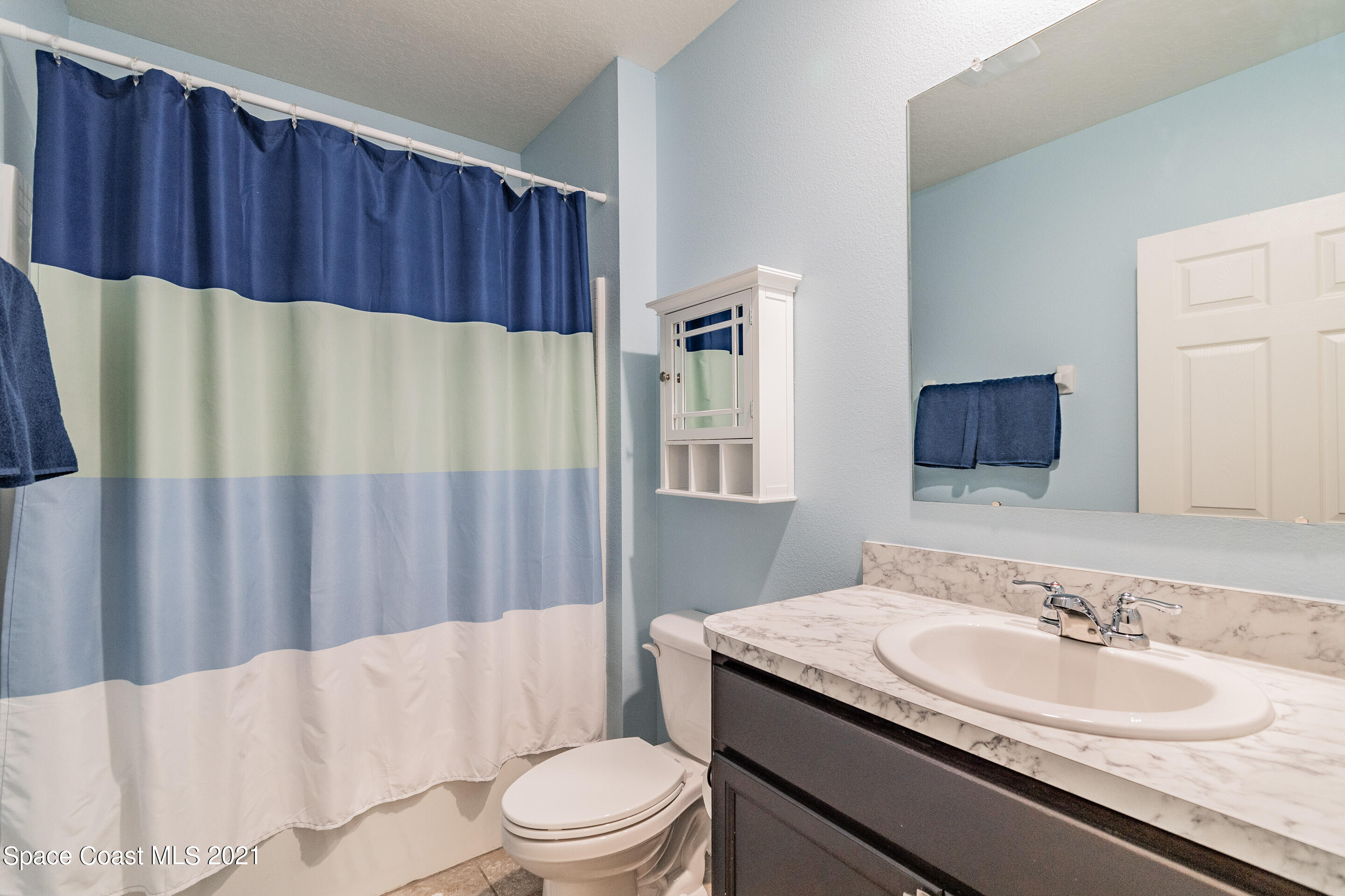 1581 Saxton Road Cocoa, FL 32926 - Photo 25 of 47 Bathroom 2
