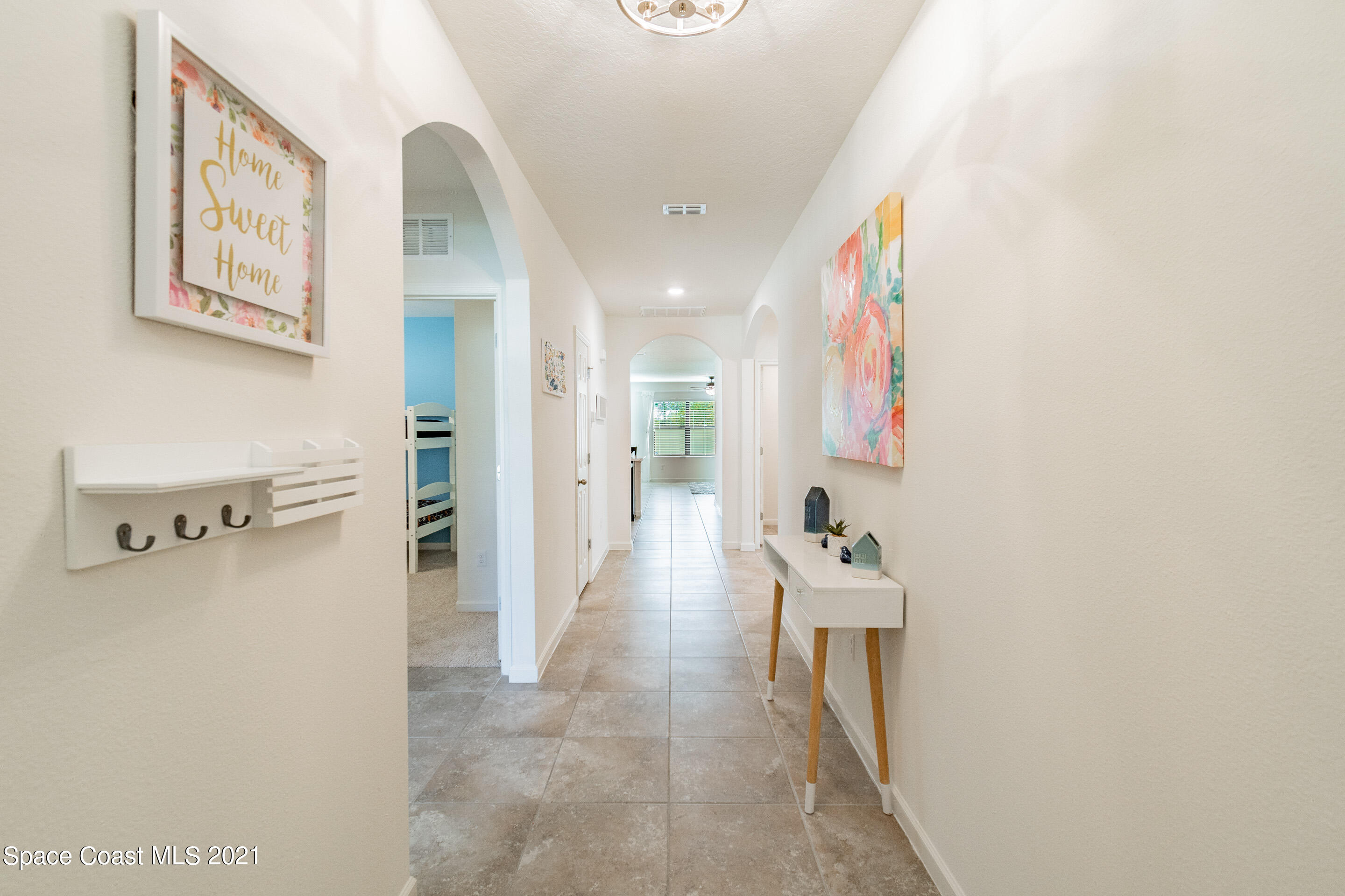 1581 Saxton Road Cocoa, FL 32926 - Photo 3 of 47 Entryway