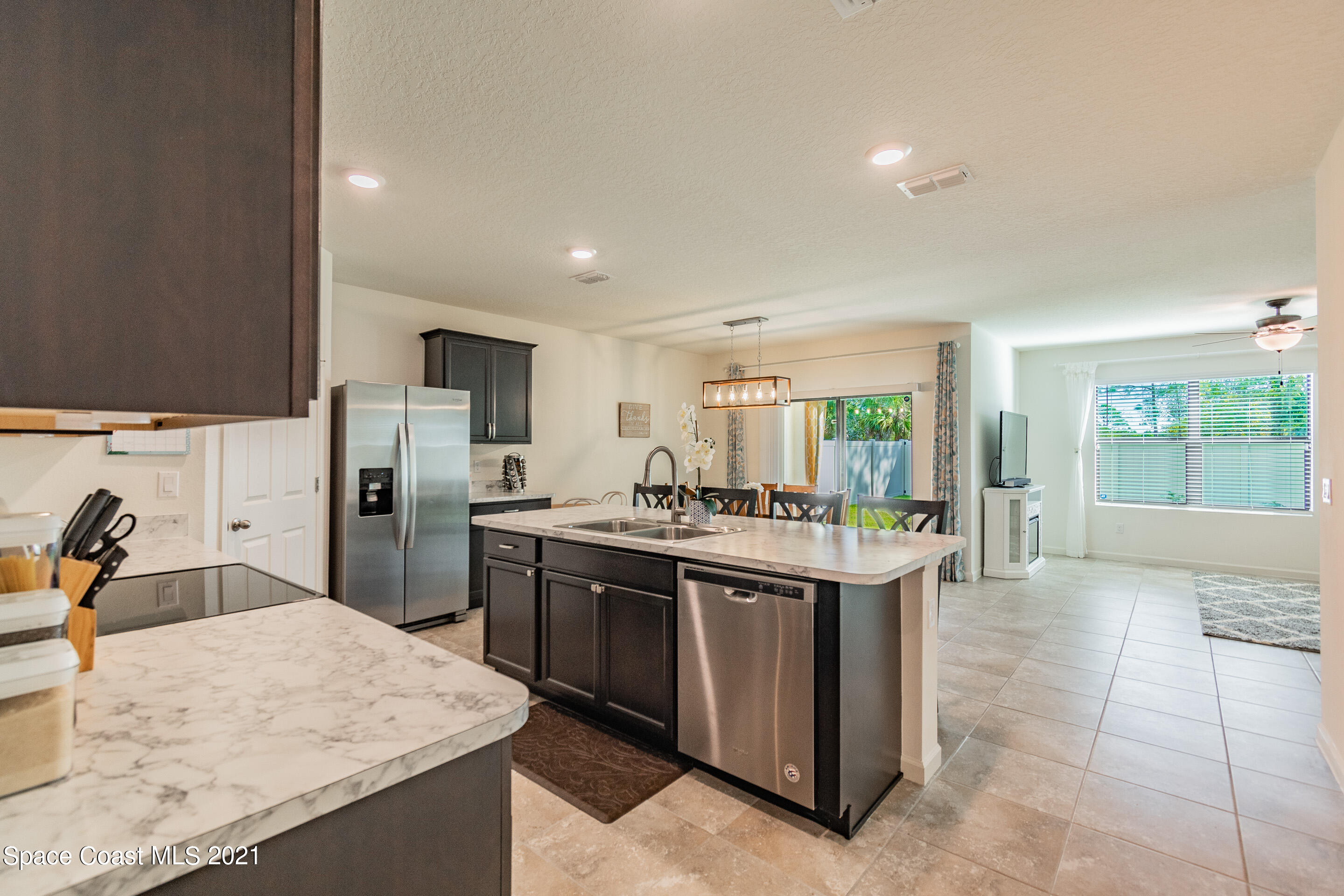 1581 Saxton Road Cocoa, FL 32926 - Photo 4 of 47 Kitchen