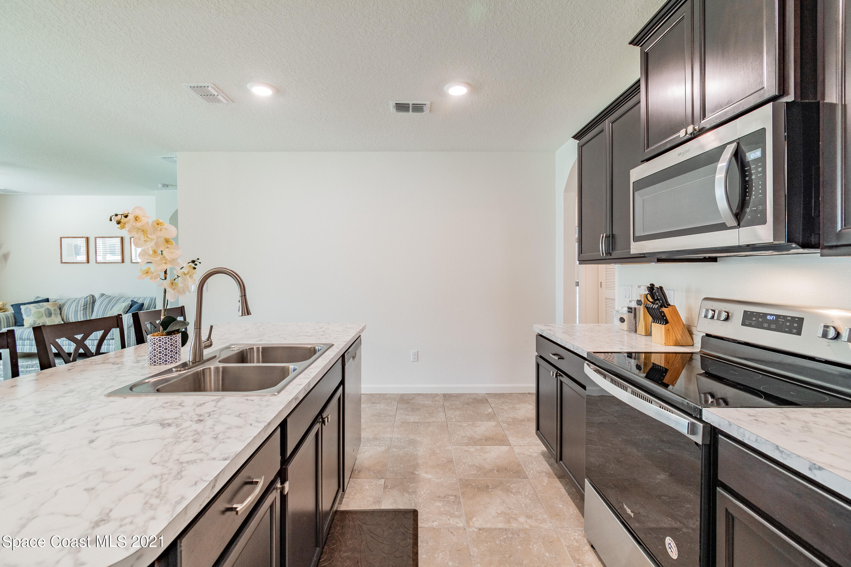 1581 Saxton Road Cocoa, FL 32926 - Photo 7 of 47 Kitchen