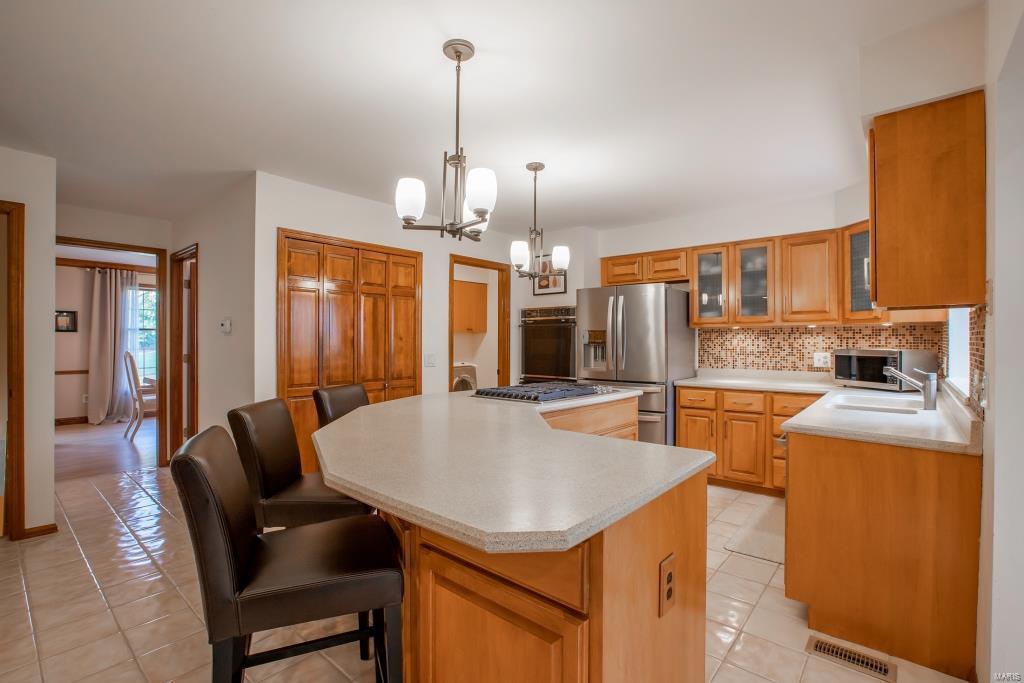 15719 Trapp Ridge Court Chesterfield, MO 63017 - Photo 15 of 52 Gallery Image 15