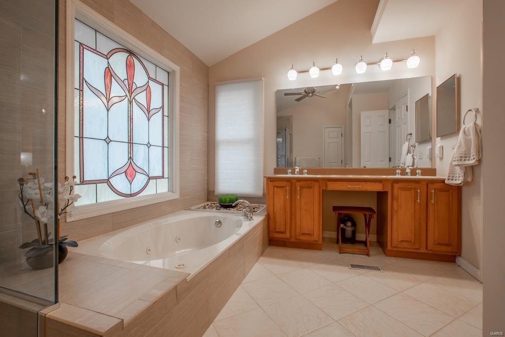 15719 Trapp Ridge Court Chesterfield, MO 63017 - Photo 25 of 52 Gallery Image 25
