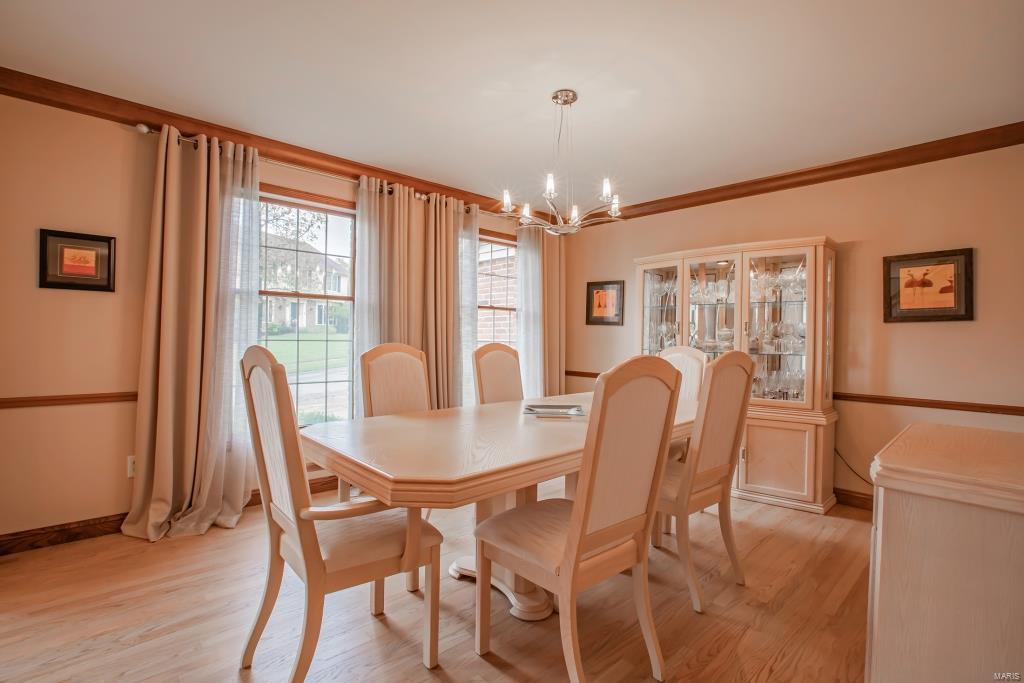 15719 Trapp Ridge Court Chesterfield, MO 63017 - Photo 5 of 52 Gallery Image 5