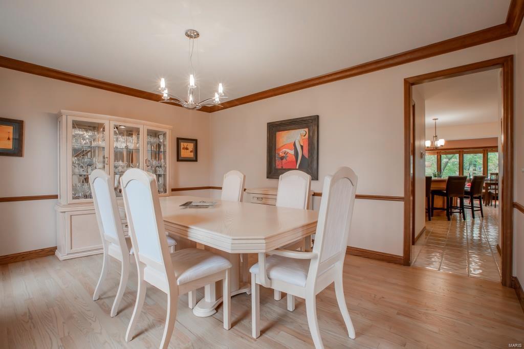 15719 Trapp Ridge Court Chesterfield, MO 63017 - Photo 6 of 52 Gallery Image 6
