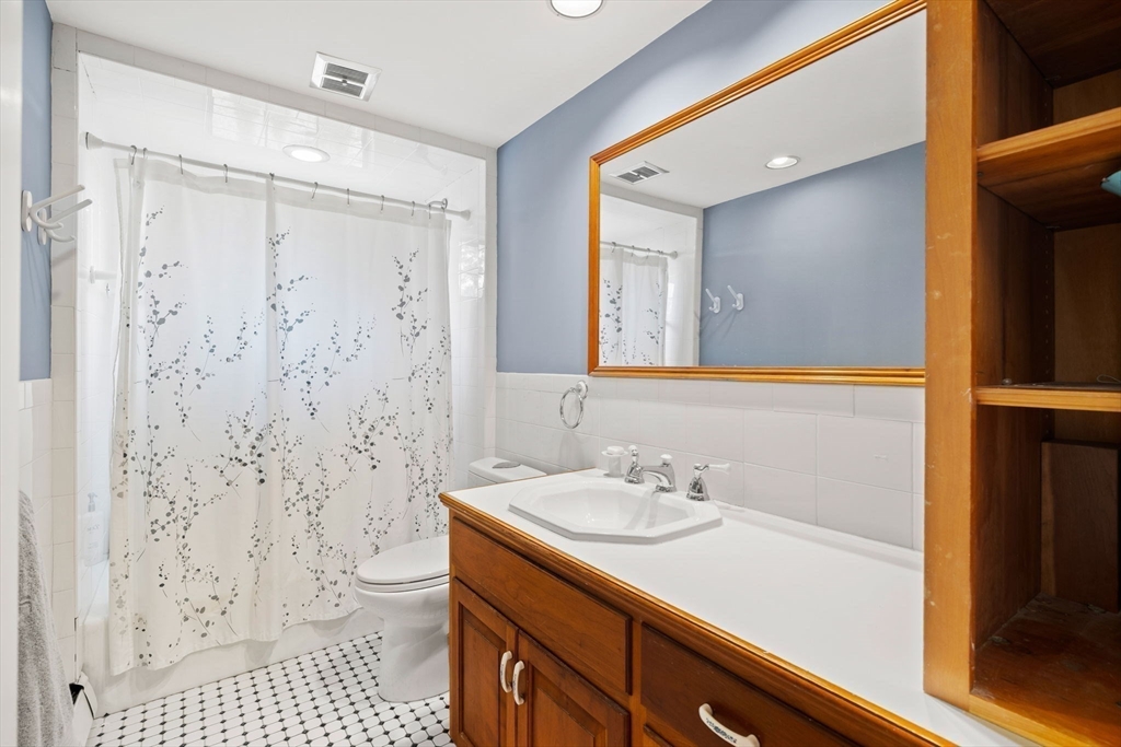 49 Ocean View Road Swampscott, MA 01907 - Photo 24 of 42