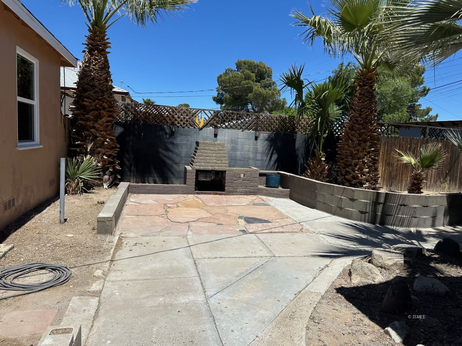 300 North Sanders Street Ridgecrest, CA 93555 - Photo 13 of 15 a view of outdoor space and yard