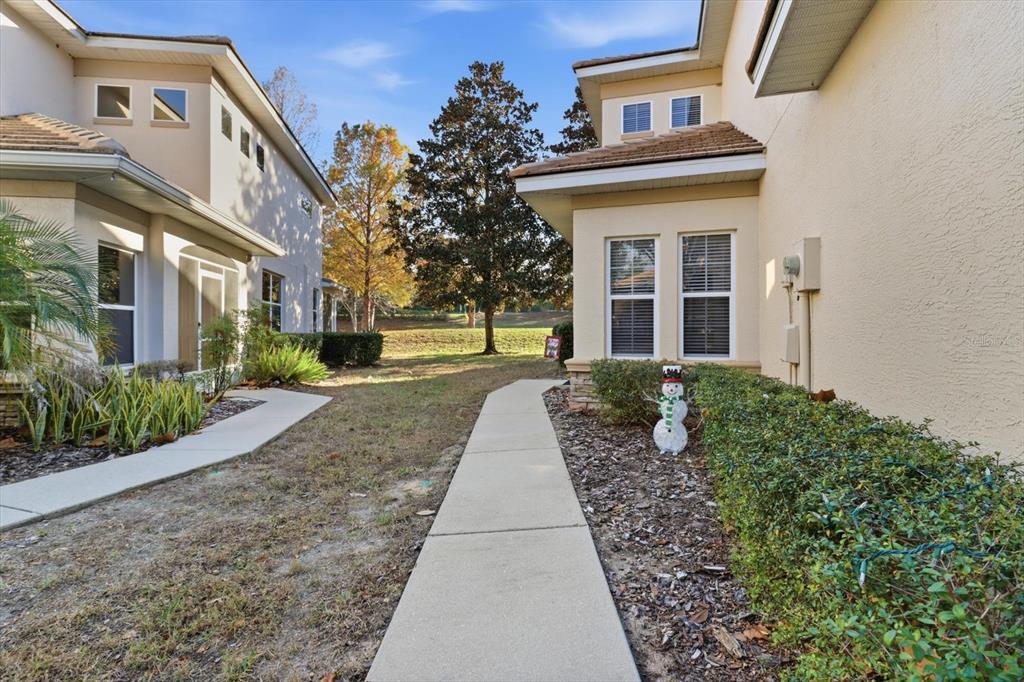 1668 West Spring Meadow Loop Lecanto, FL 34461 - Photo 4 of 51