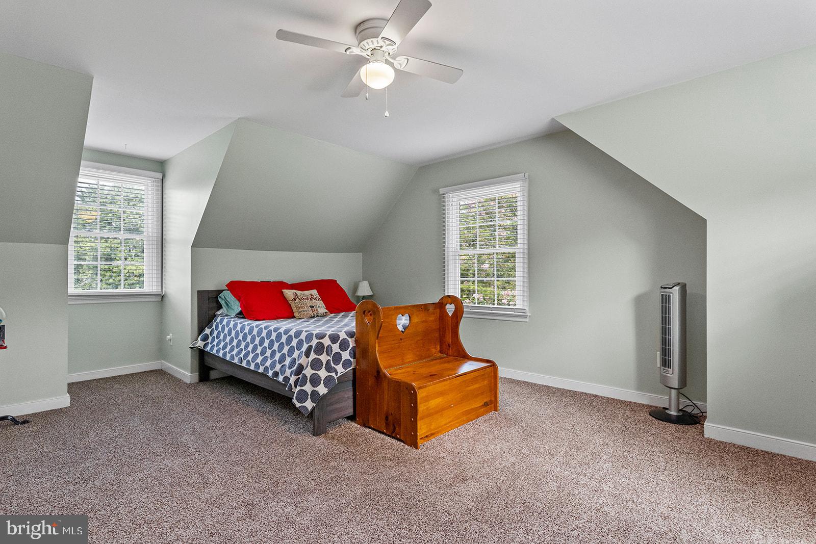 194 Poplar Road Aylett, VA 23009 - Photo 21 of 32 Bedroom 3 (upper level)