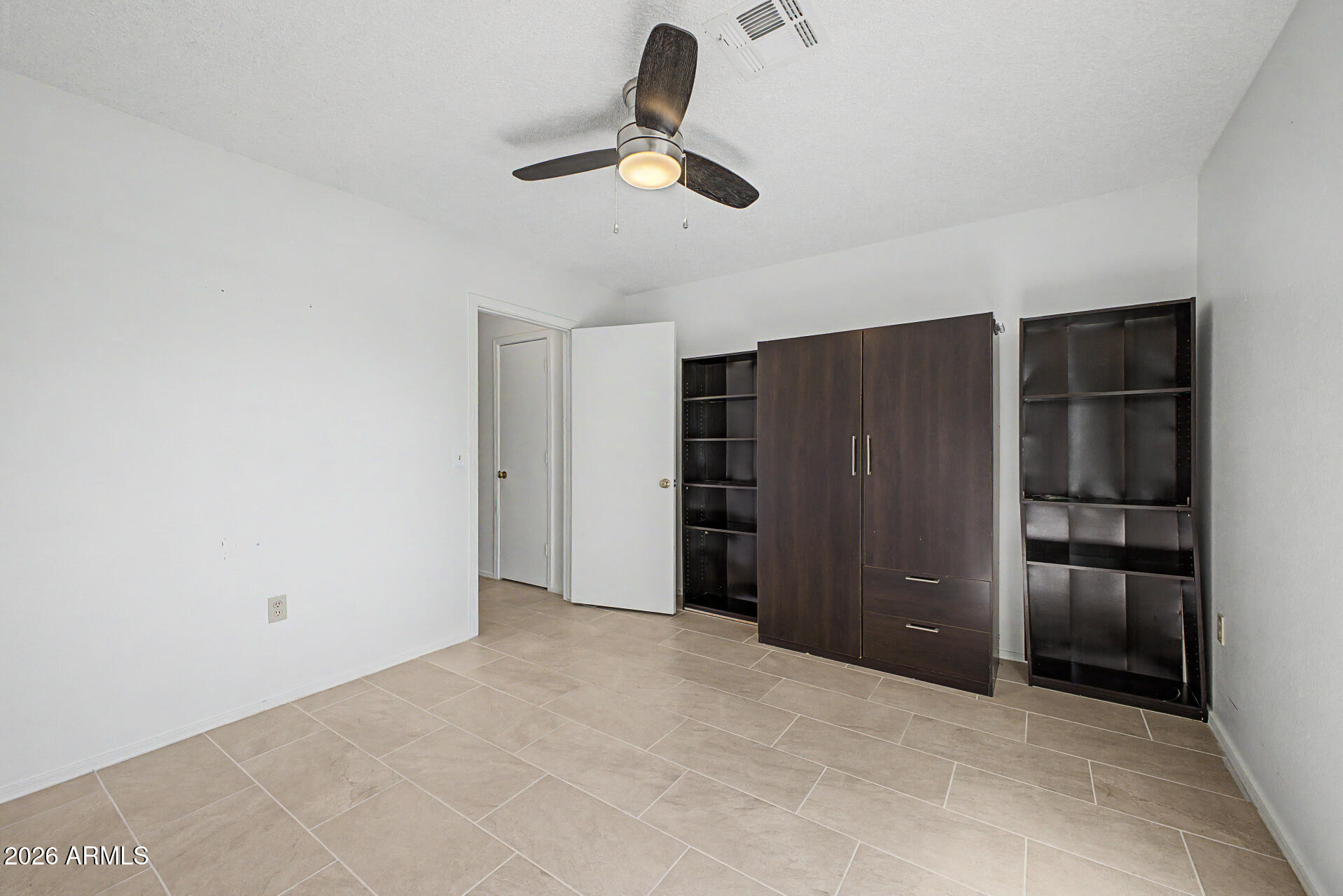 1238 East Mineral Road Gilbert, AZ 85234 - Photo 46 of 57