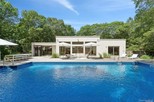 $40,000 | 8 Deer Path, Quogue, NY 11959