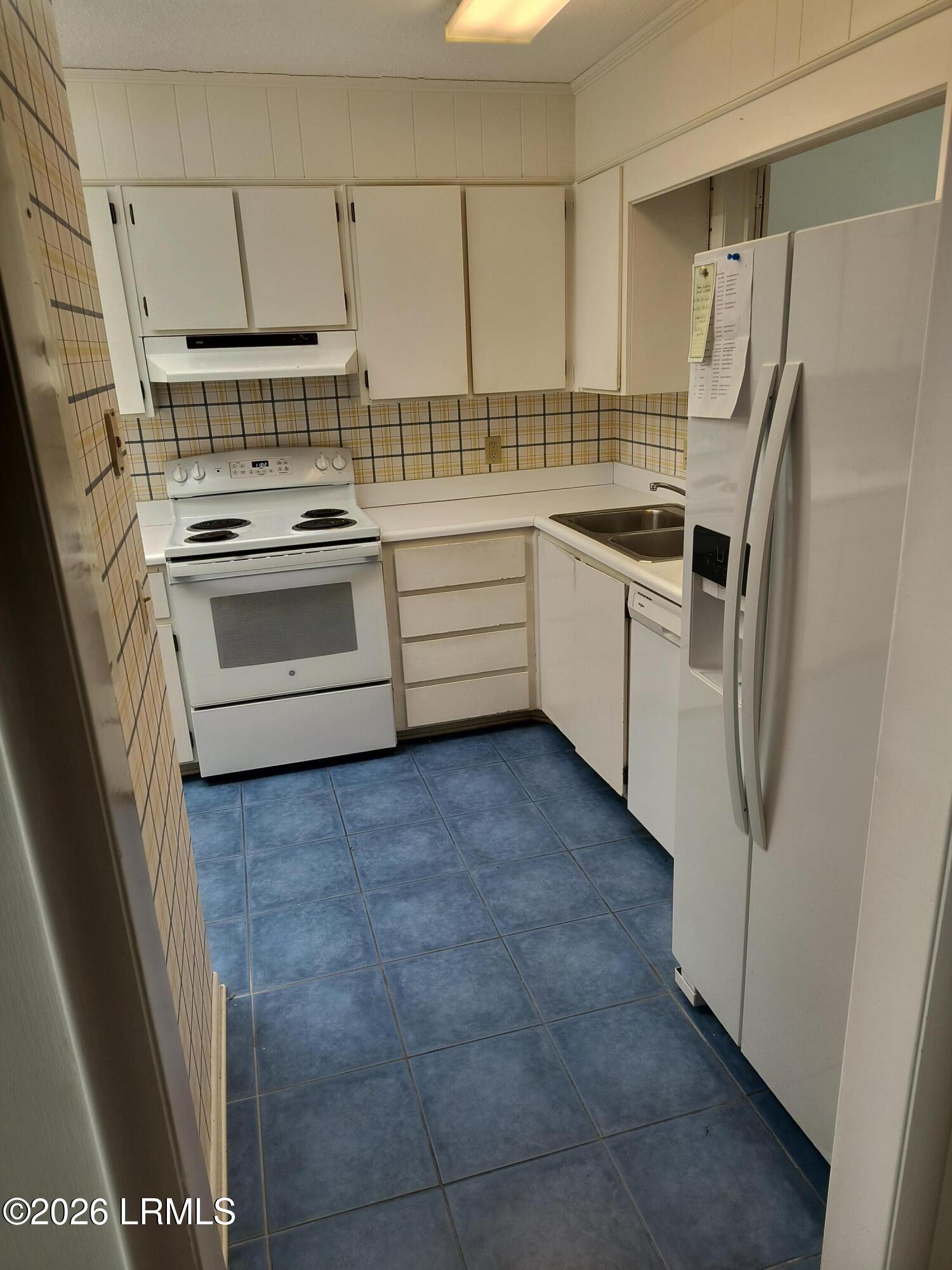 23 Colony Gardens Road, Unit B Beaufort, SC 29907 - Photo 11 of 11 IMG_20260409_110321683_HDR