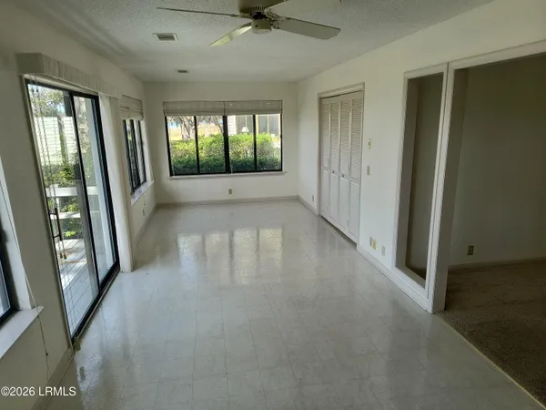 $1,800 | 23 Colony Gardens Road, Unit B, Beaufort, SC 29907