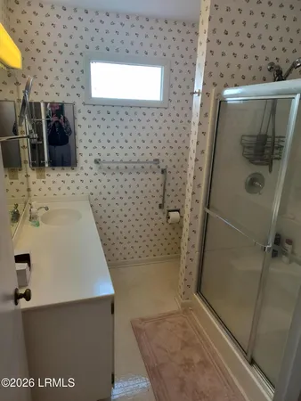 $1,800 | 23 Colony Gardens Road, Unit B, Beaufort, SC 29907