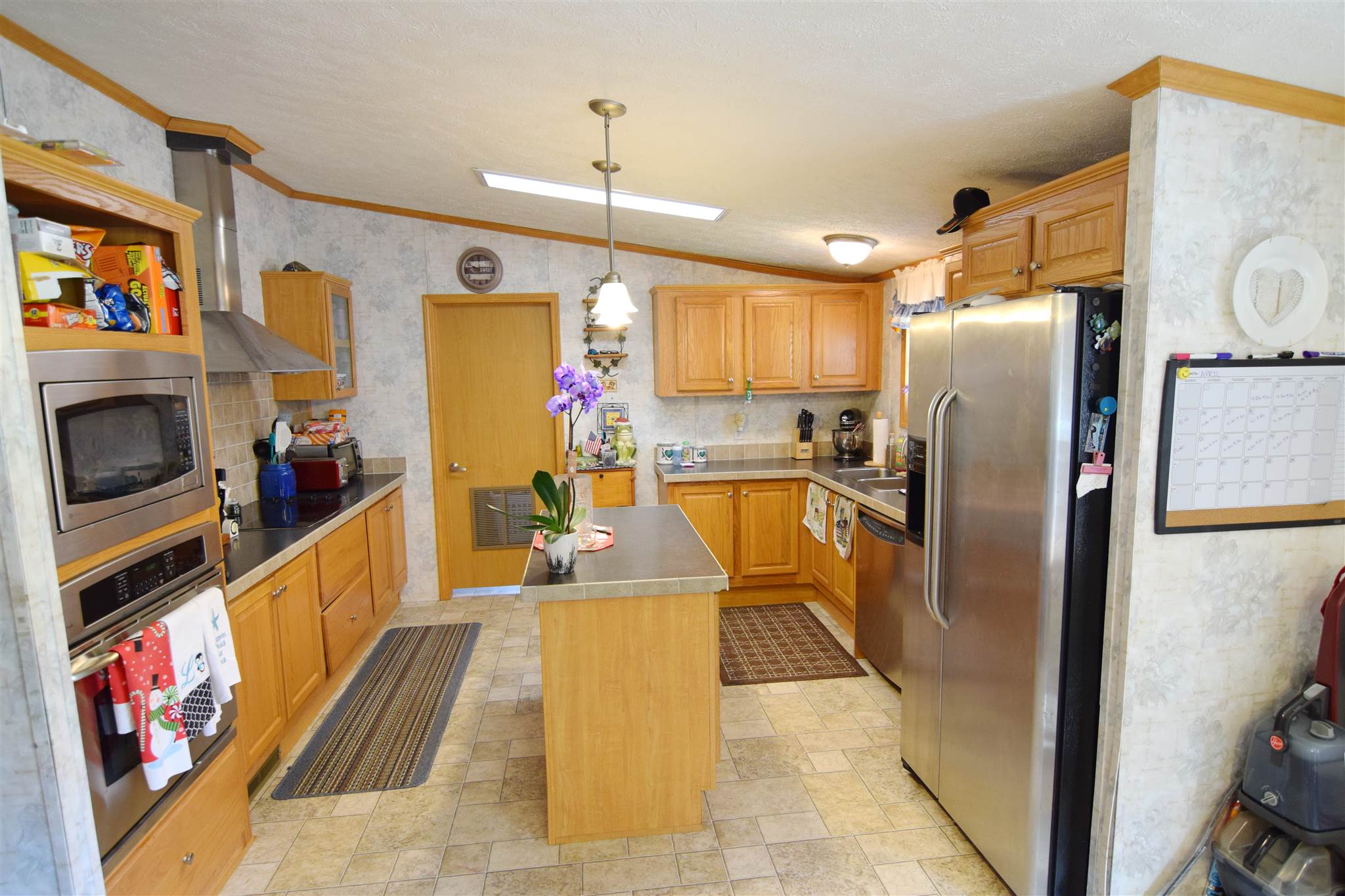 1653 Maple Street Bethlehem, NH 03574 - Photo 18 of 32 Gallery Image 18