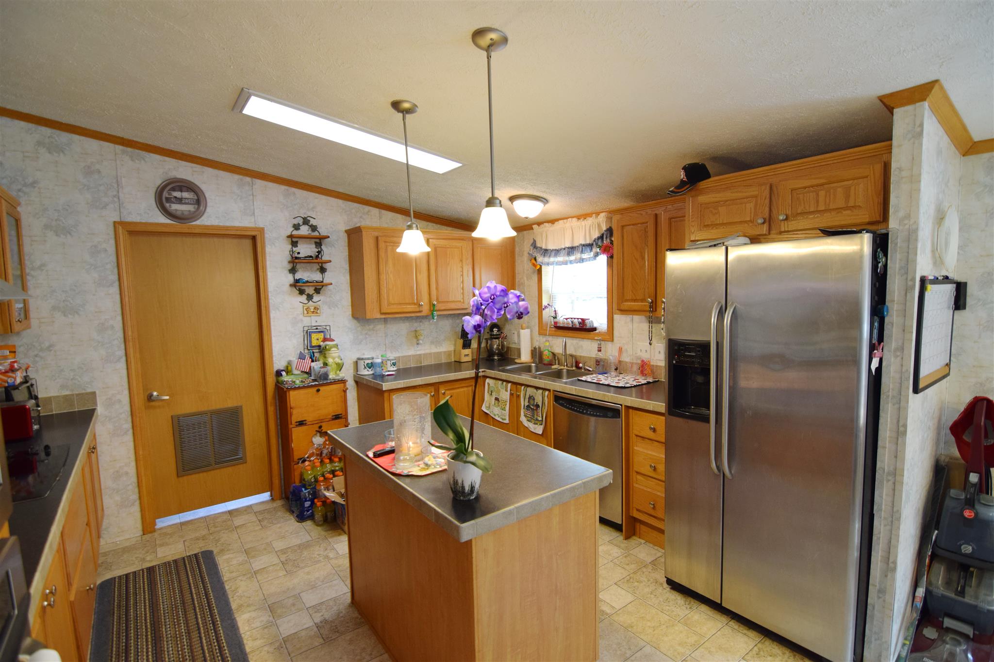 1653 Maple Street Bethlehem, NH 03574 - Photo 20 of 32 Gallery Image 20