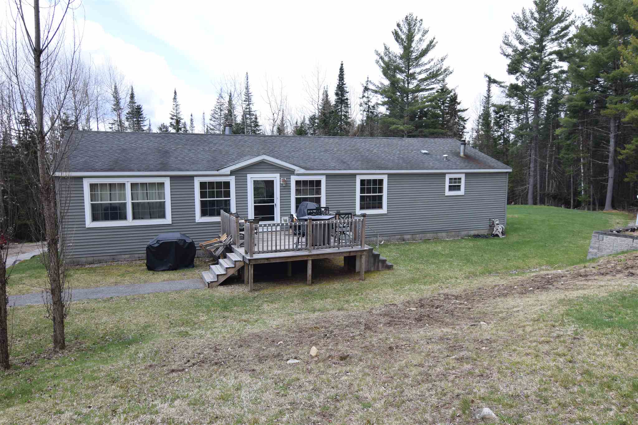1653 Maple Street Bethlehem, NH 03574 - Photo 7 of 32 Gallery Image 7