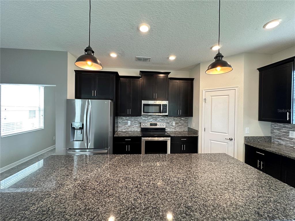 10182 Authors Way Orlando, FL 32832 - Photo 18 of 62