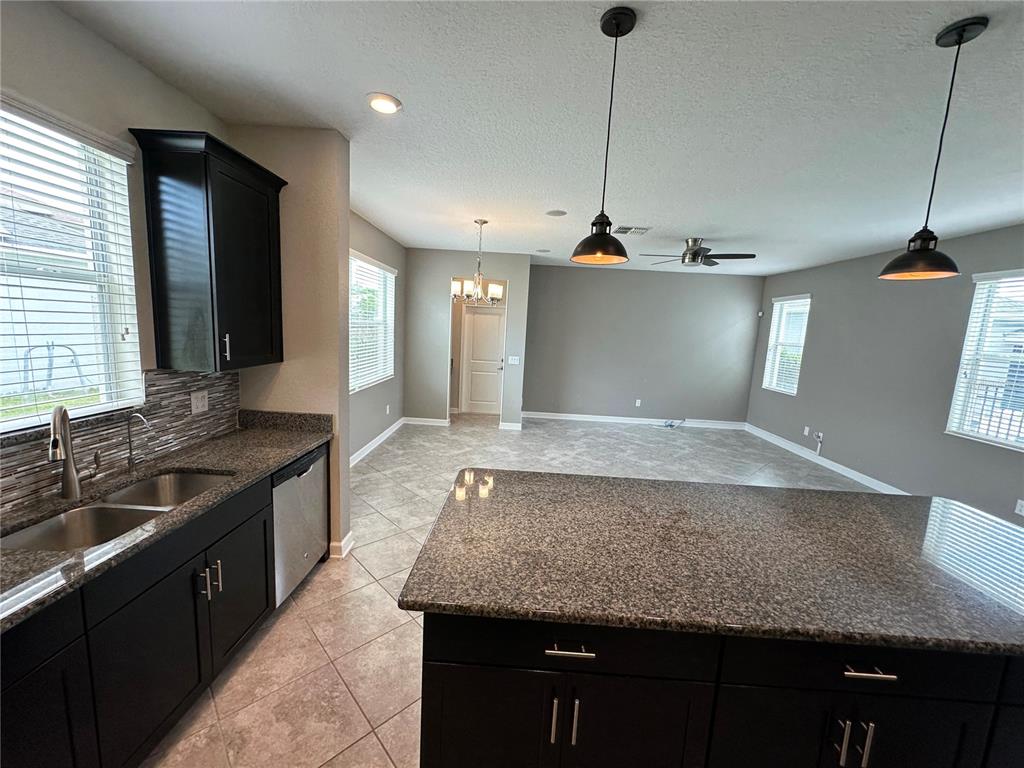 10182 Authors Way Orlando, FL 32832 - Photo 20 of 62
