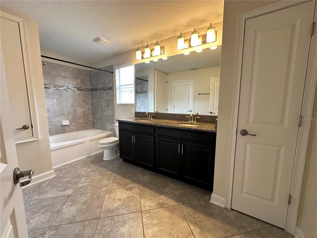 10182 Authors Way Orlando, FL 32832 - Photo 29 of 62