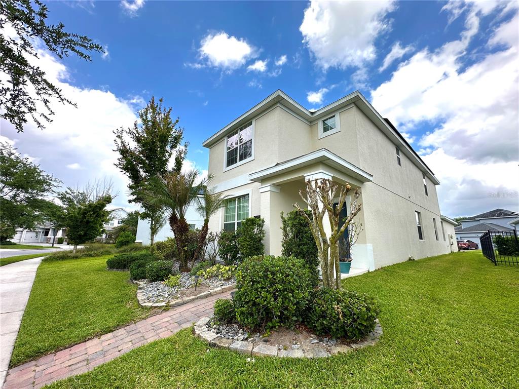 10182 Authors Way Orlando, FL 32832 - Photo 5 of 62
