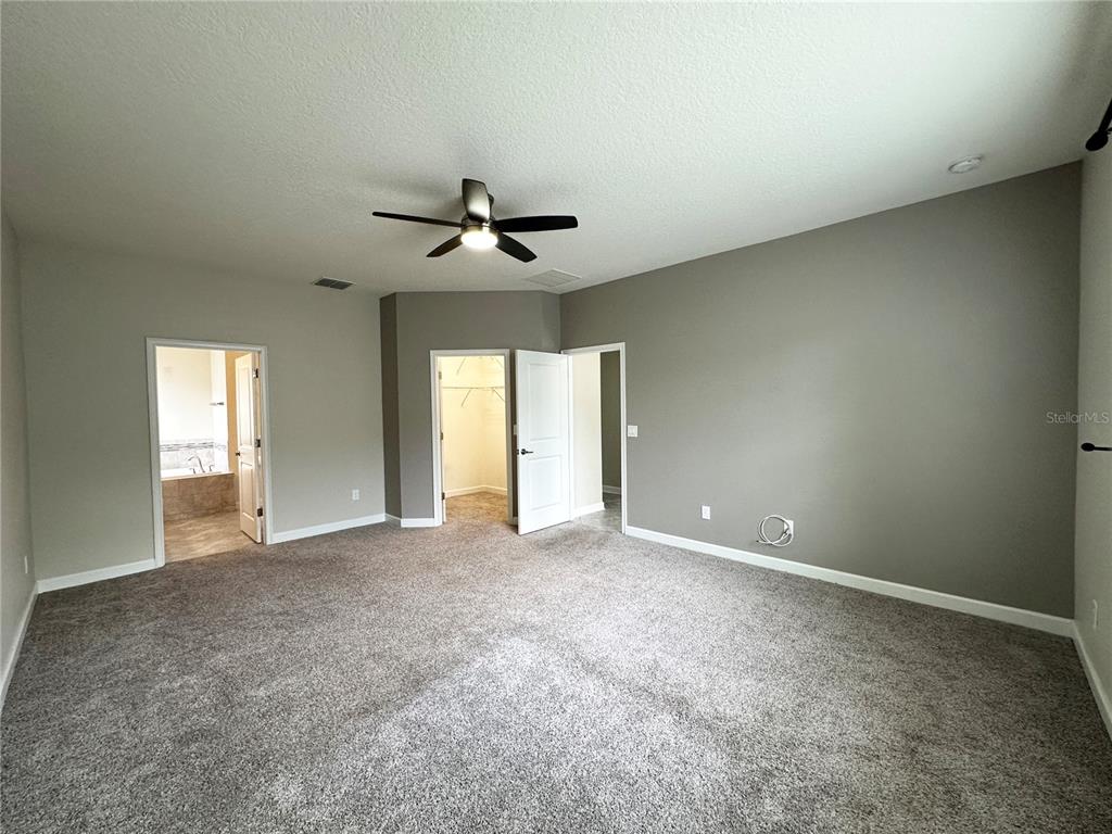10182 Authors Way Orlando, FL 32832 - Photo 8 of 62