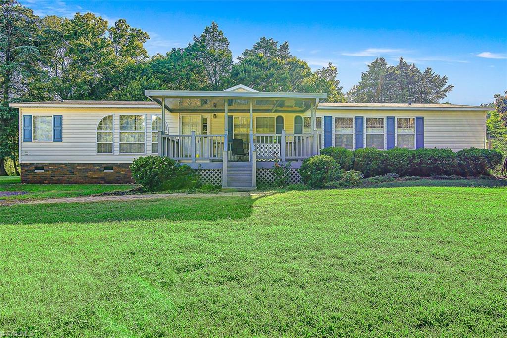 425 Knotty Pine Circle Salisbury, NC 28146 - Photo 2 of 50