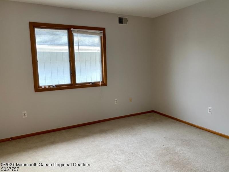 237 Fremont Avenue, Unit 2 Seaside Heights, NJ 08751 - Photo 13 of 16 104005035_14