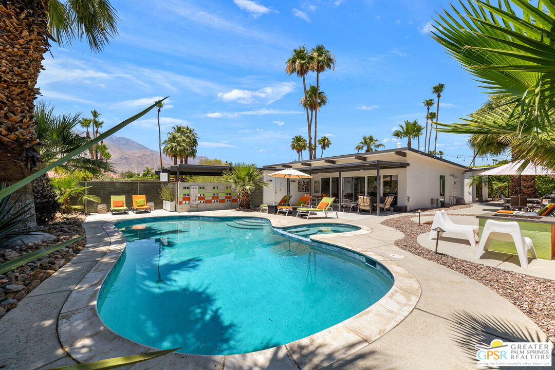 622 North Monterey Road Palm Springs, CA 92262 - Photo 1 of 46