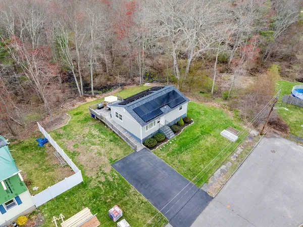 $500,000 | 102 Brookside Road, Rockland, MA 02370