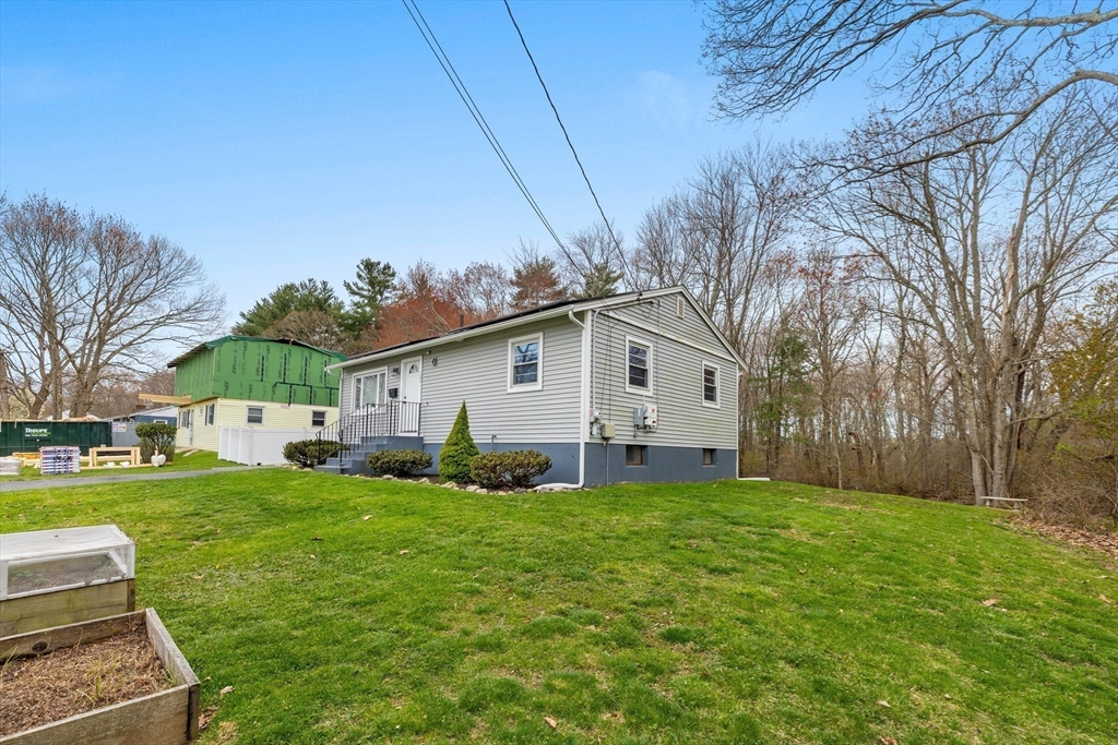102 Brookside Road Rockland, MA 02370 - Photo 26 of 42