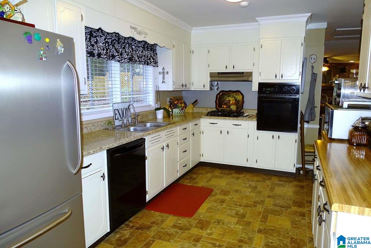 2508 Chatwood Road Birmingham, AL 35226 - Photo 9 of 24