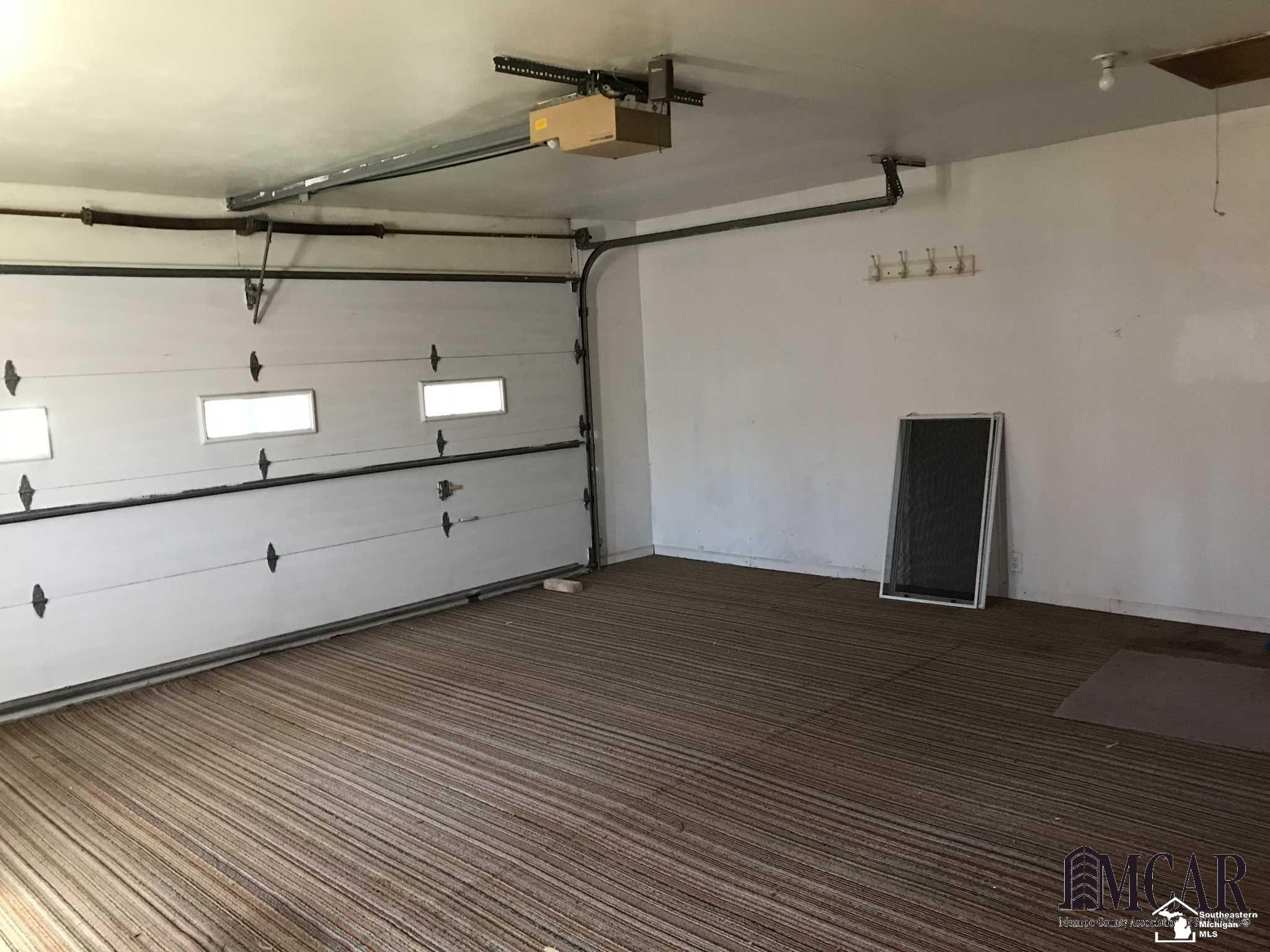1348 East Sterns Road Erie, MI 48133 - Photo 7 of 12 2 Car Garage