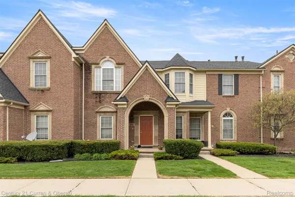$269,900 | 45599 Graystone Lane, Canton, MI 48187