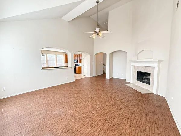 $2,800 | 8014 Amesbury Lane, Rowlett, TX 75089