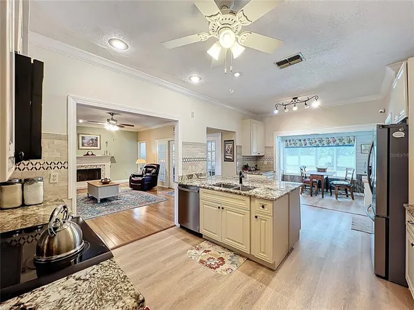 $595,000 | 1951 Green Meadow Lane, Orlando, FL 32825