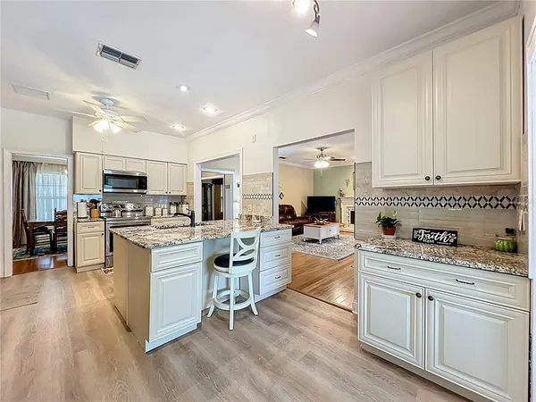 $595,000 | 1951 Green Meadow Lane, Orlando, FL 32825