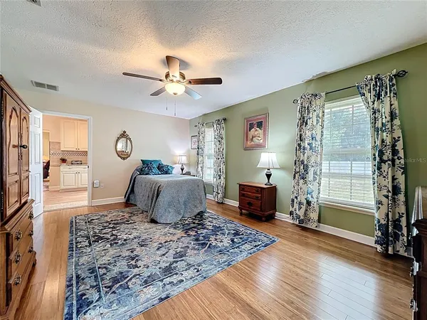 $595,000 | 1951 Green Meadow Lane, Orlando, FL 32825