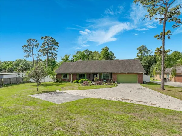 $595,000 | 1951 Green Meadow Lane, Orlando, FL 32825