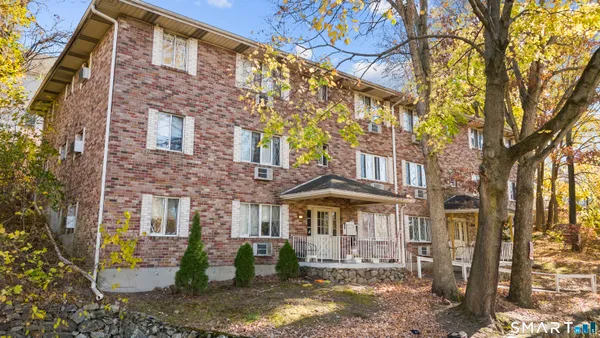 $2,500,000 | 25-37 Piedmont Street, Waterbury, CT 06706